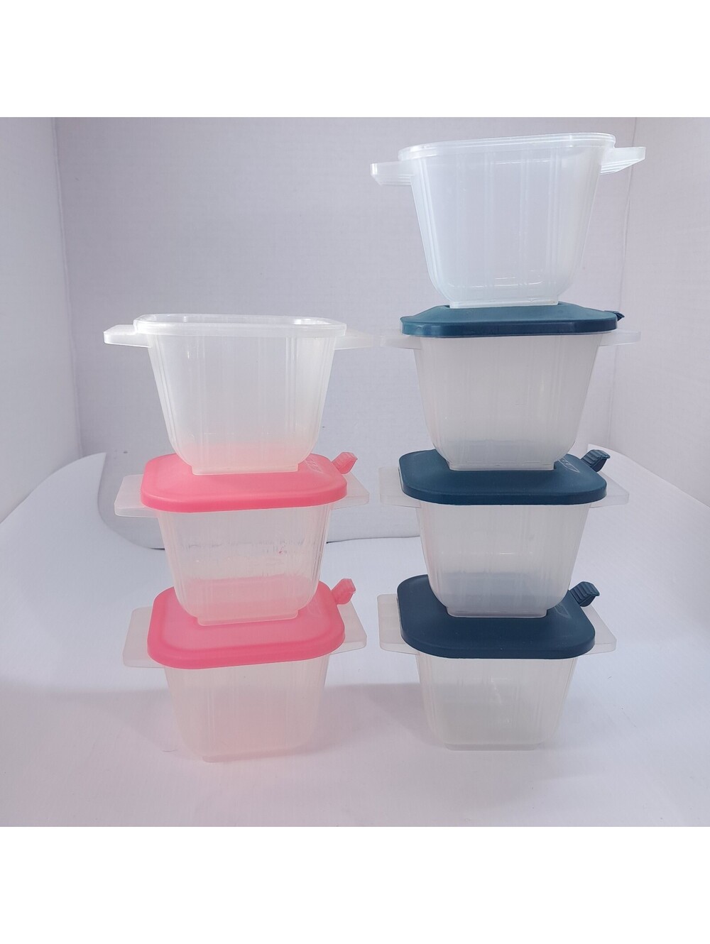 Vintage Anchor Hocking Plastic Food Craft Storage square 5736 containers green